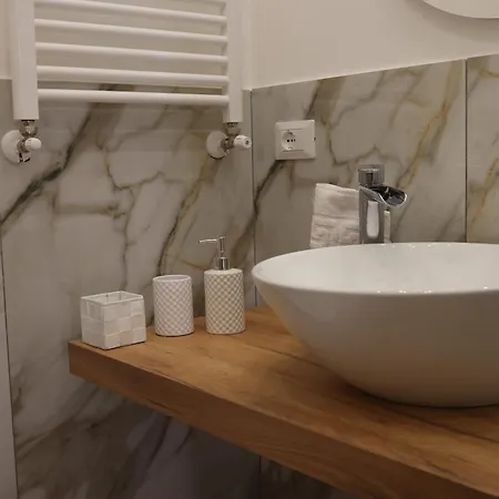 Front House Гостевой дом