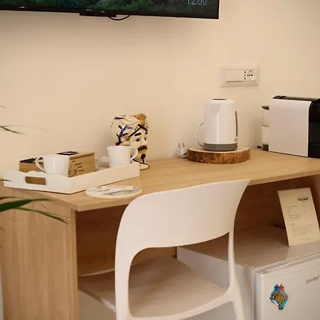 Front House 3* Palermo